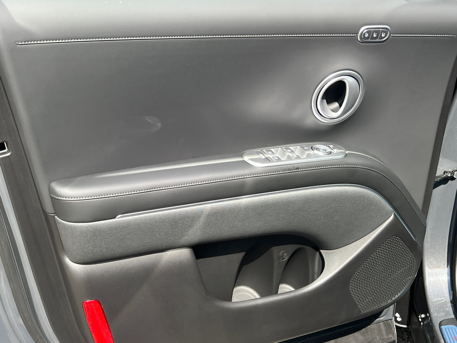 New 2026 Hyundai Palisade Calligraphy FWD image 12