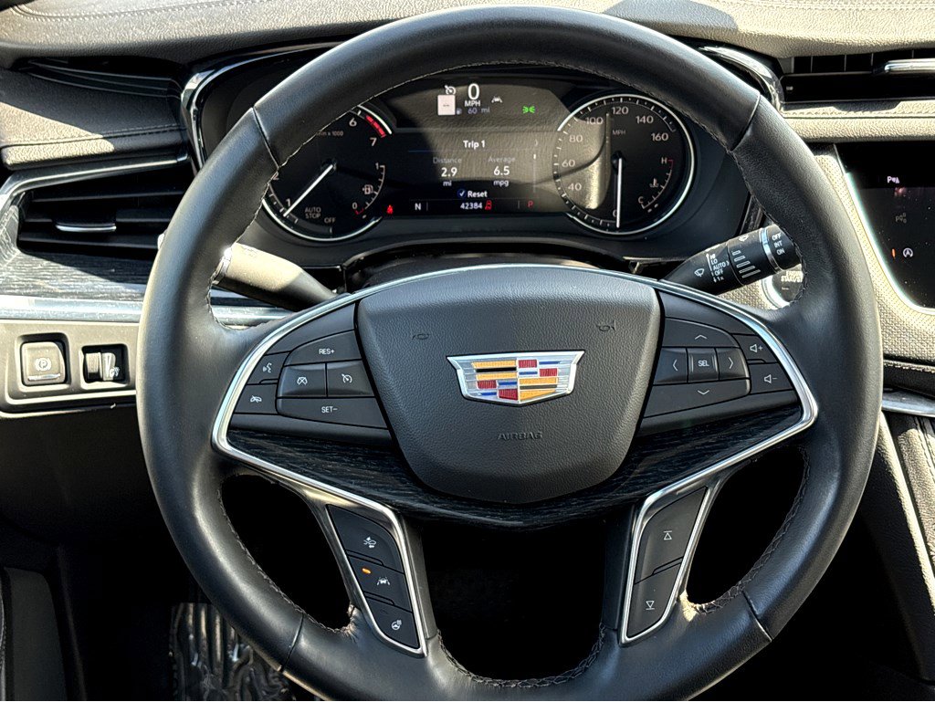 Certified 2024 Cadillac XT5 Premium Luxury FWD image 14