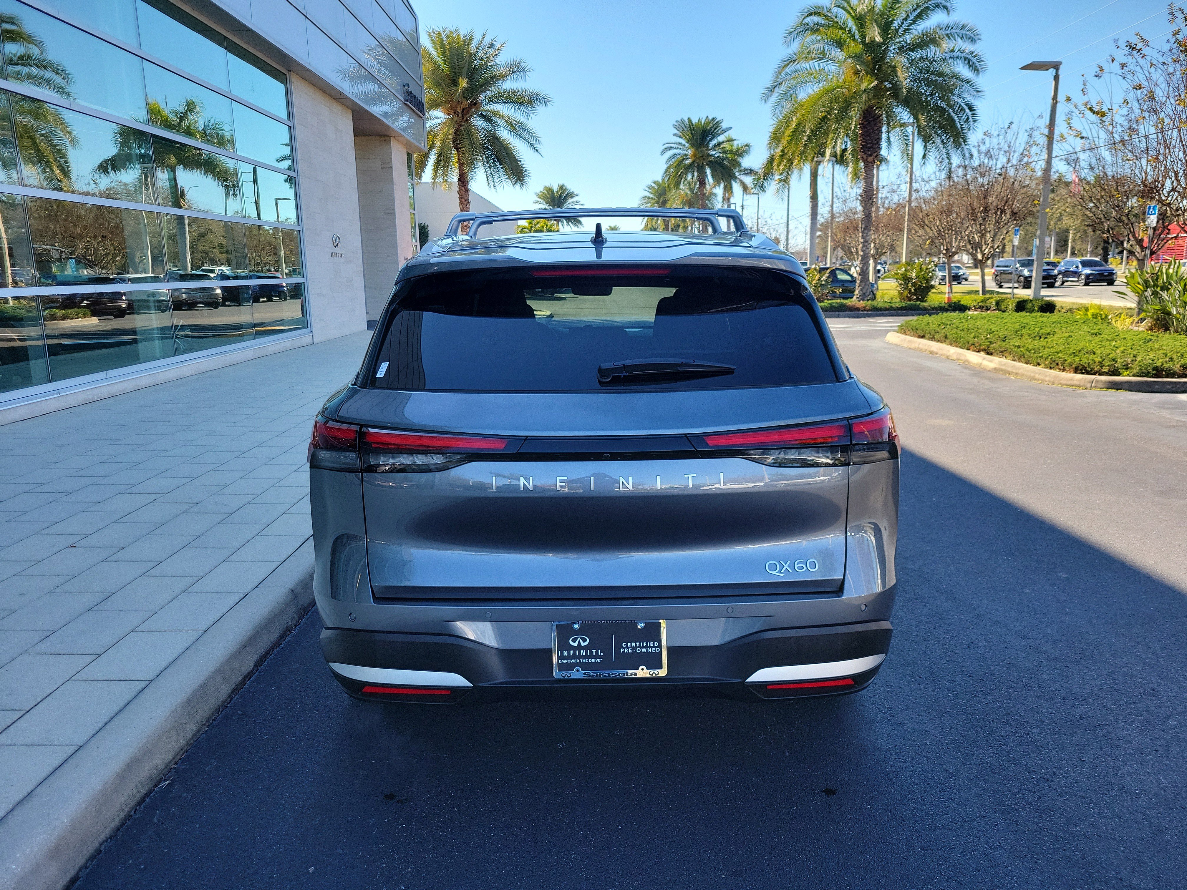 Certified 2026 INFINITI QX60 Luxe w/ Cargo Package image 5