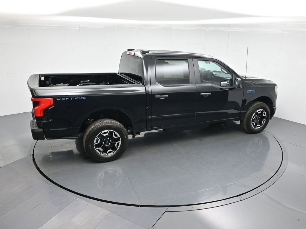 New 2024 Ford F150 Lightning Pro image 40