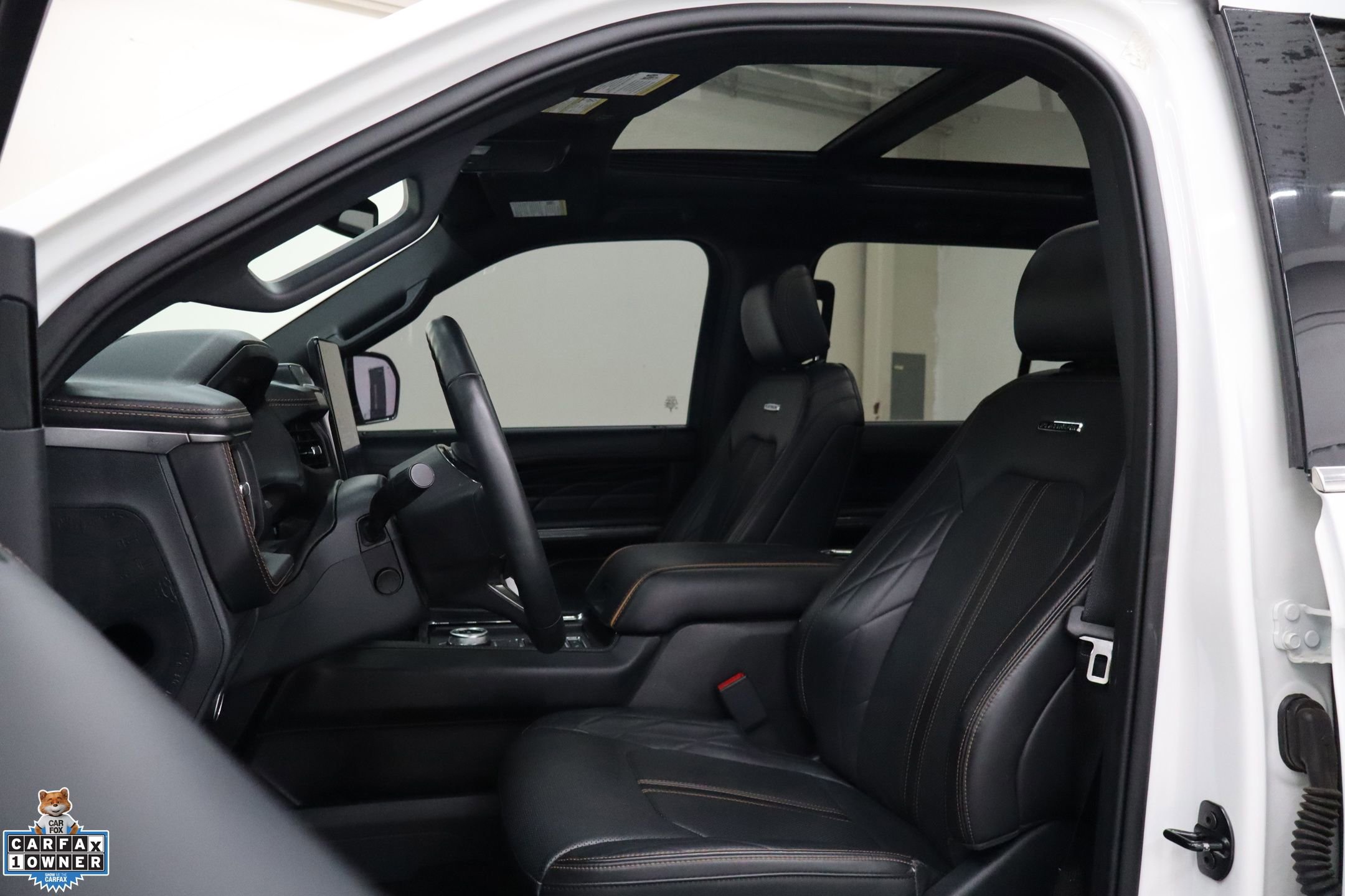 Used 2024 Ford Expedition Max Platinum image 13