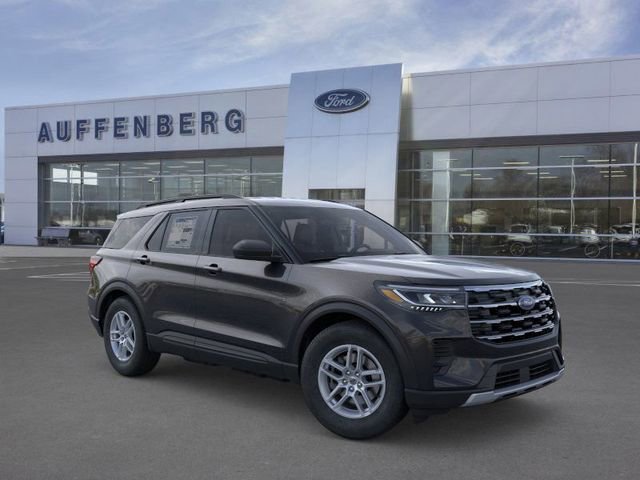 New 2026 Ford Explorer Active image 7