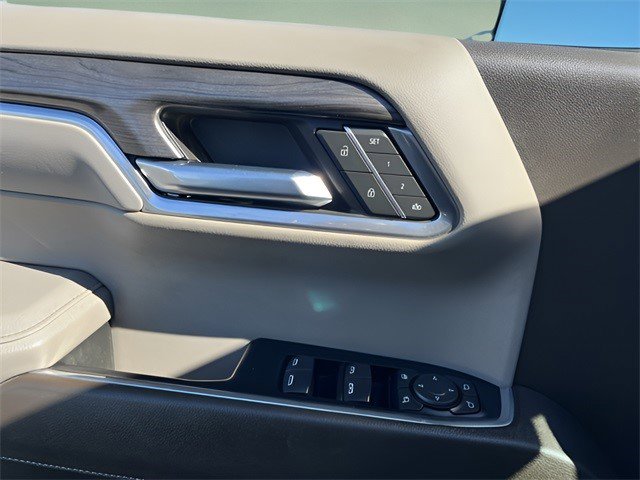 Certified 2024 Chevrolet Silverado 1500 LTZ w/ LTZ Premium Package image 9