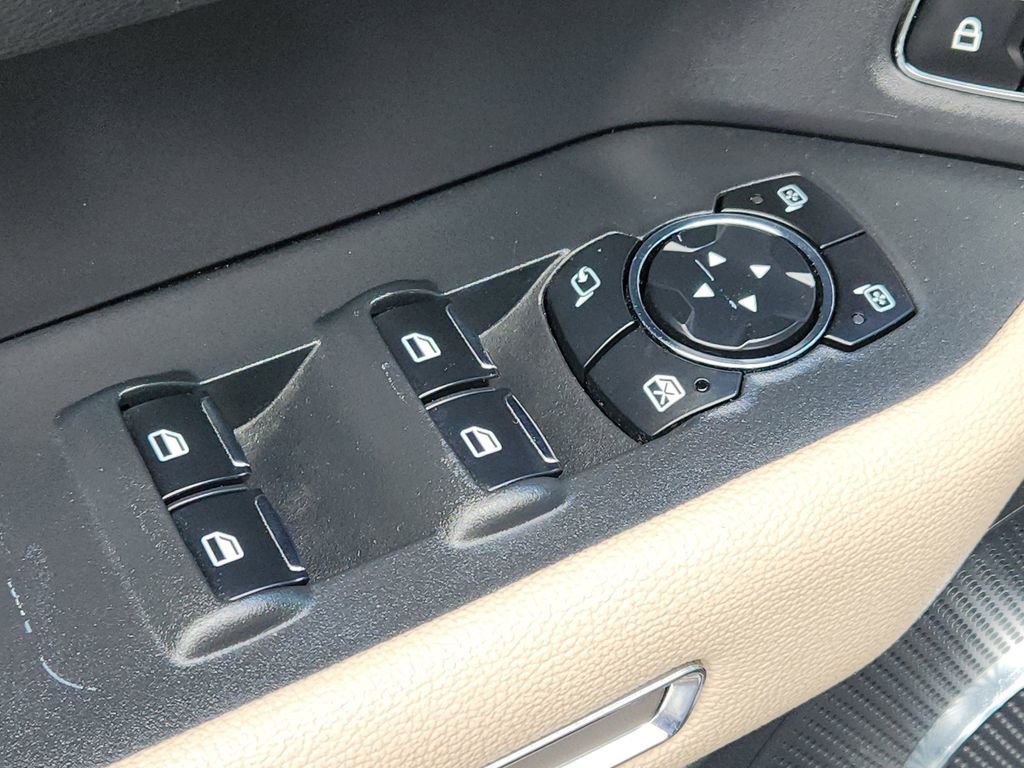 Used 2023 Ford Expedition Limited image 19