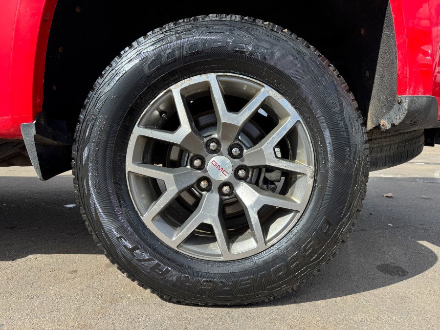 Used 2016 GMC Canyon SLE image 13