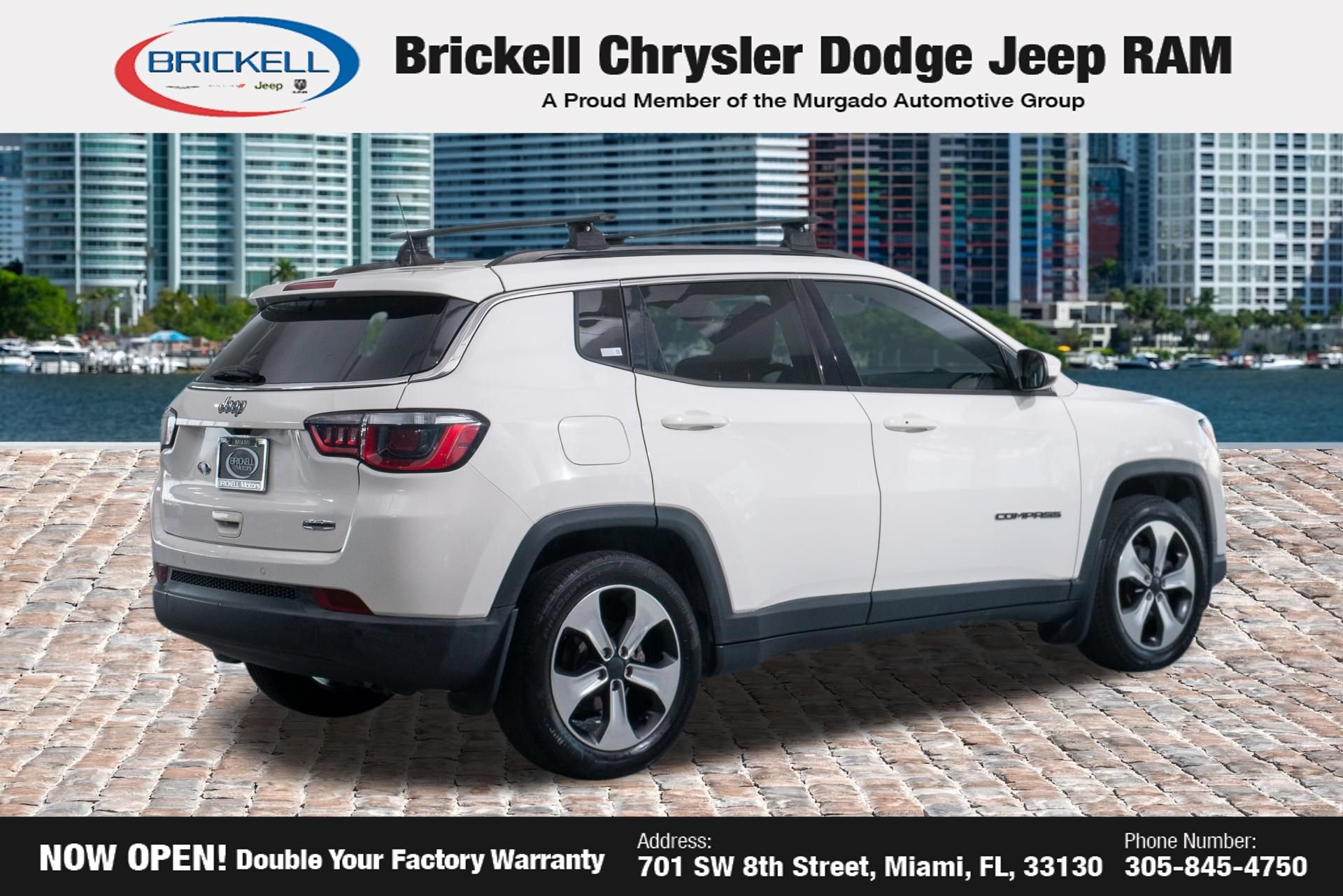 Used 2017 Jeep Compass Latitude w/ Popular Equipment Group FWD image 8