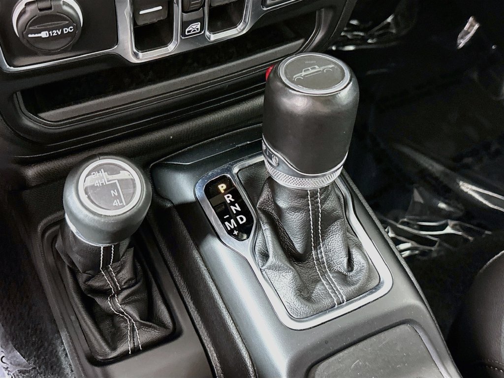 Used 2023 Jeep Gladiator Overland w/ Popular Equipment Package AWD/4WD image 19