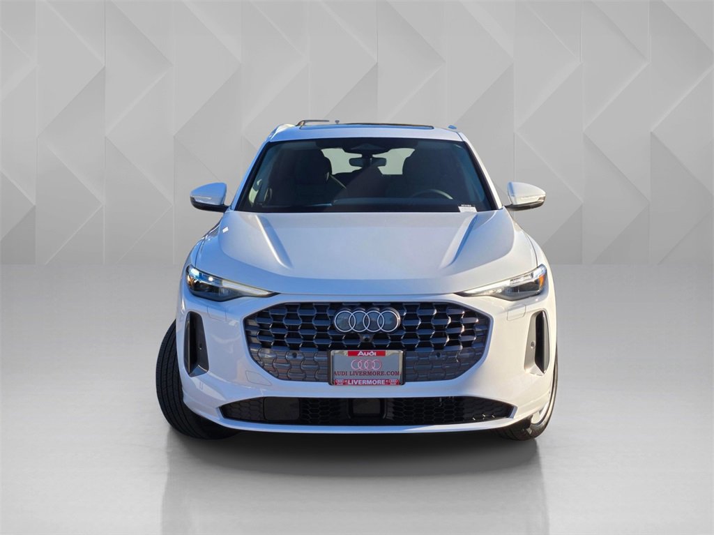 New 2025 Audi Q5 Premium Plus image 2