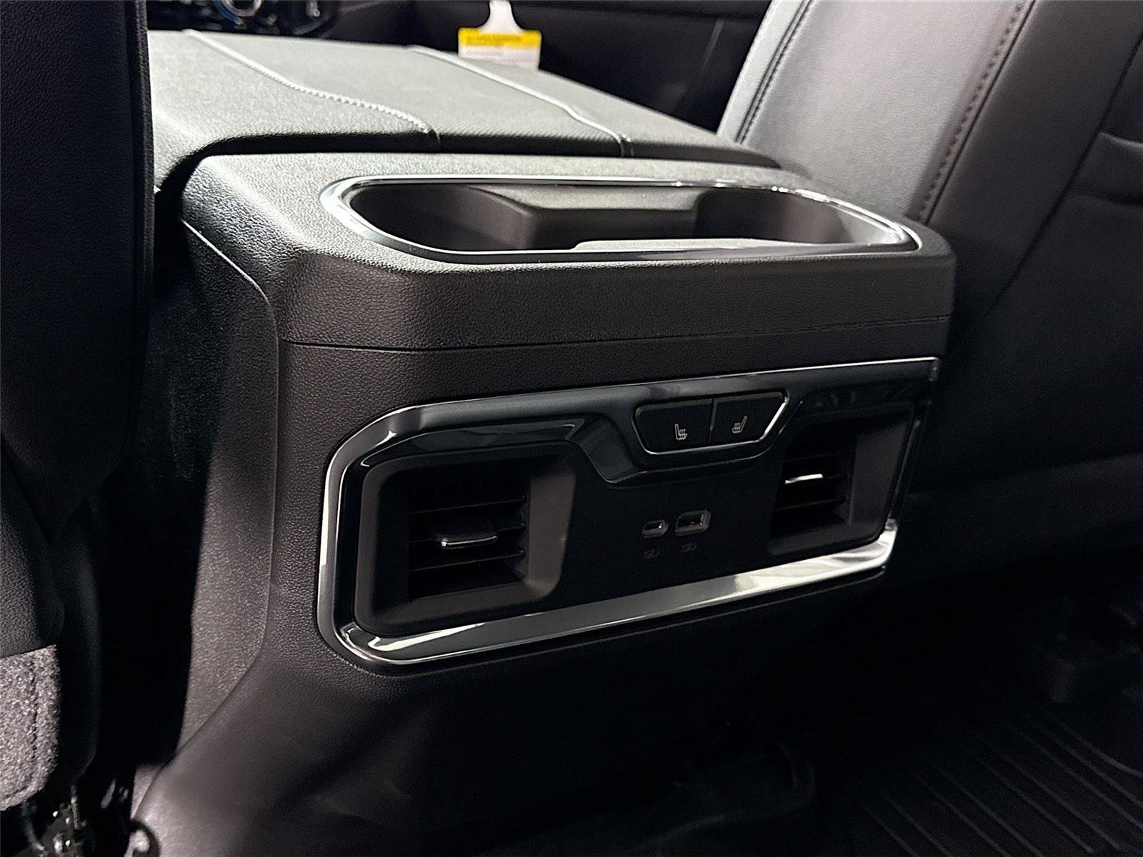 New 2026 GMC Sierra 1500 SLT AWD/4WD image 18