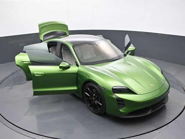 Certified 2022 Porsche Taycan GTS image 34