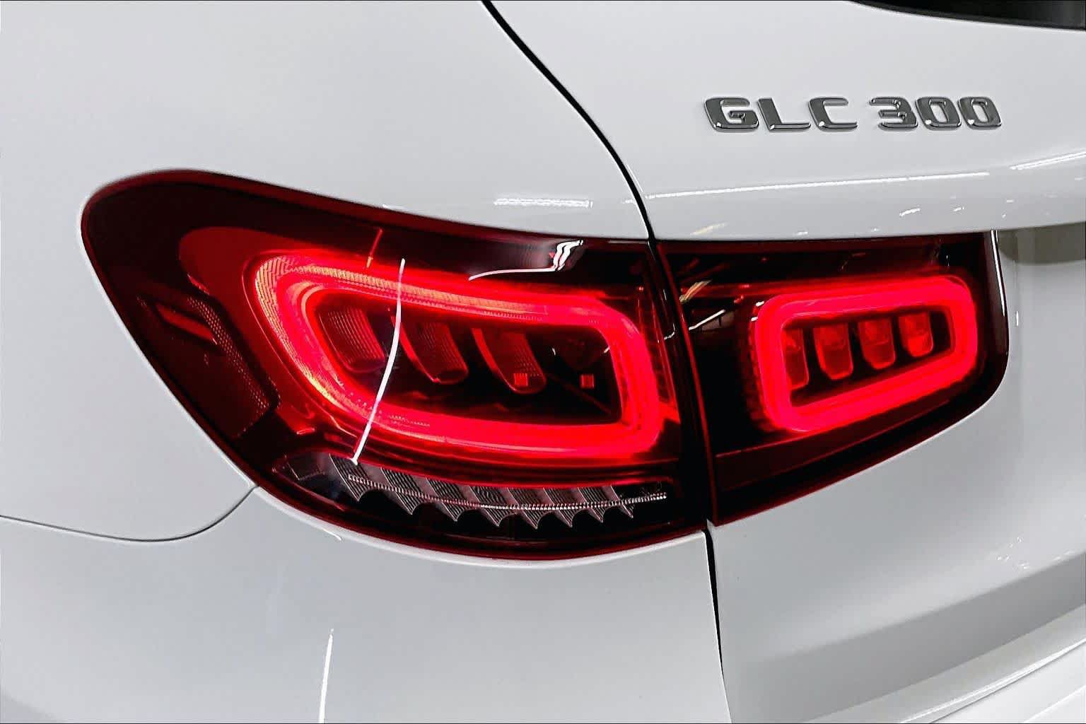 Certified 2021 Mercedes-Benz GLC 300 4MATIC image 28