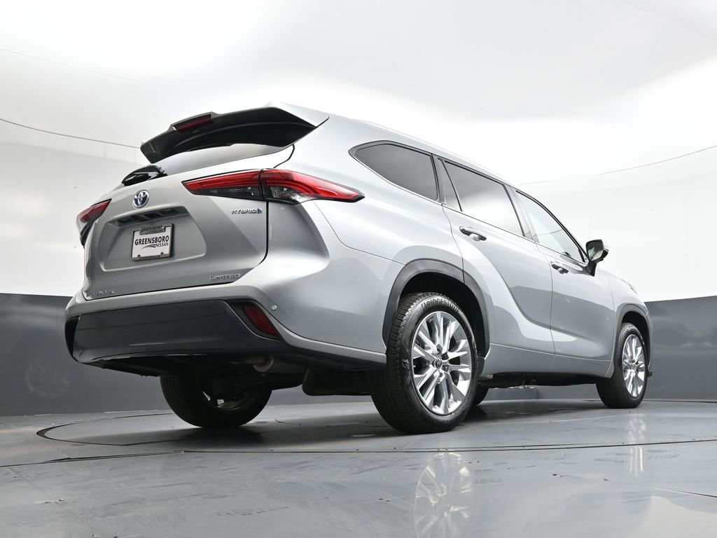 Used 2023 Toyota Highlander Limited image 35