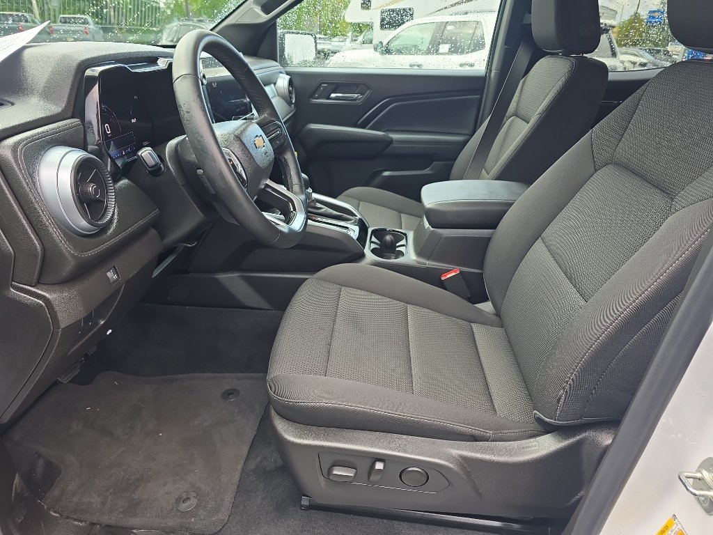 Certified 2024 Chevrolet Colorado LT w/ LT Convenience Package II AWD/4WD image 14