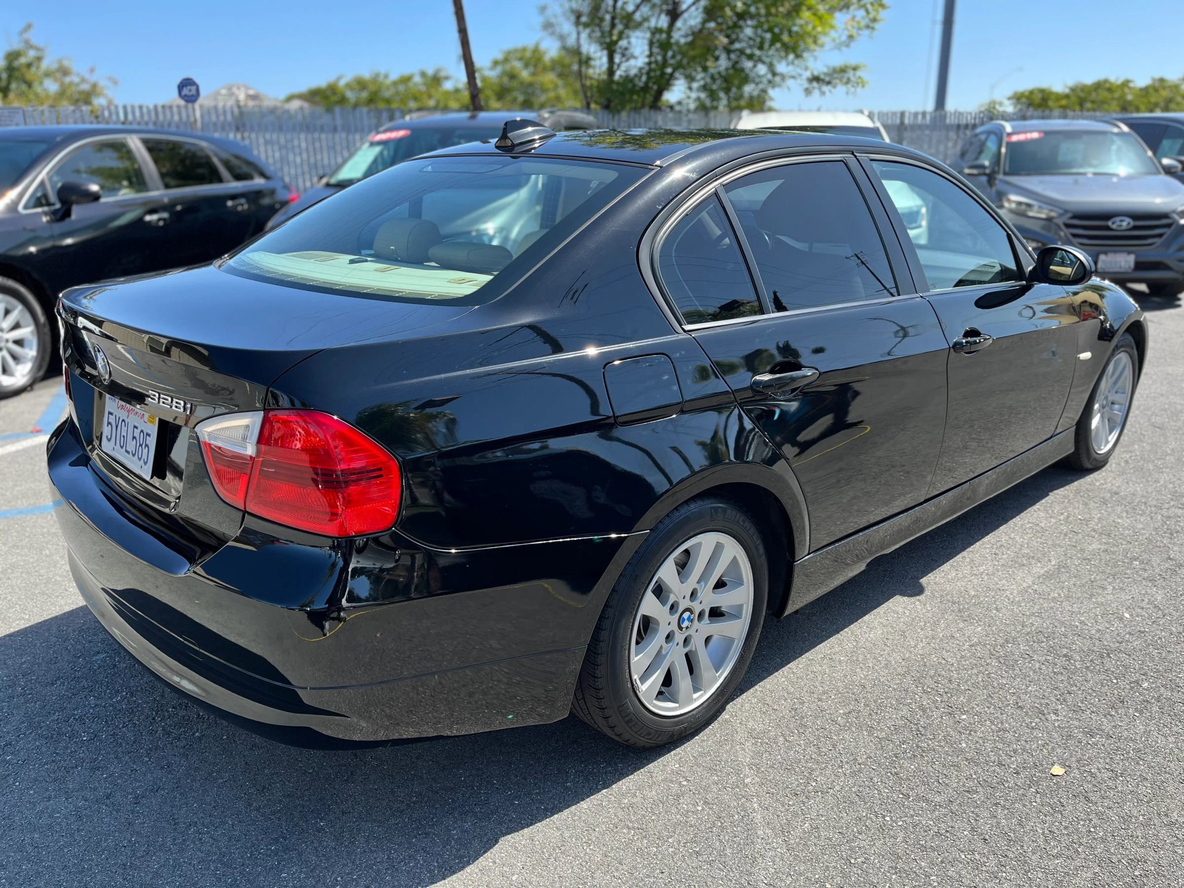 Used 2007 BMW 328i Sedan RWD image 7