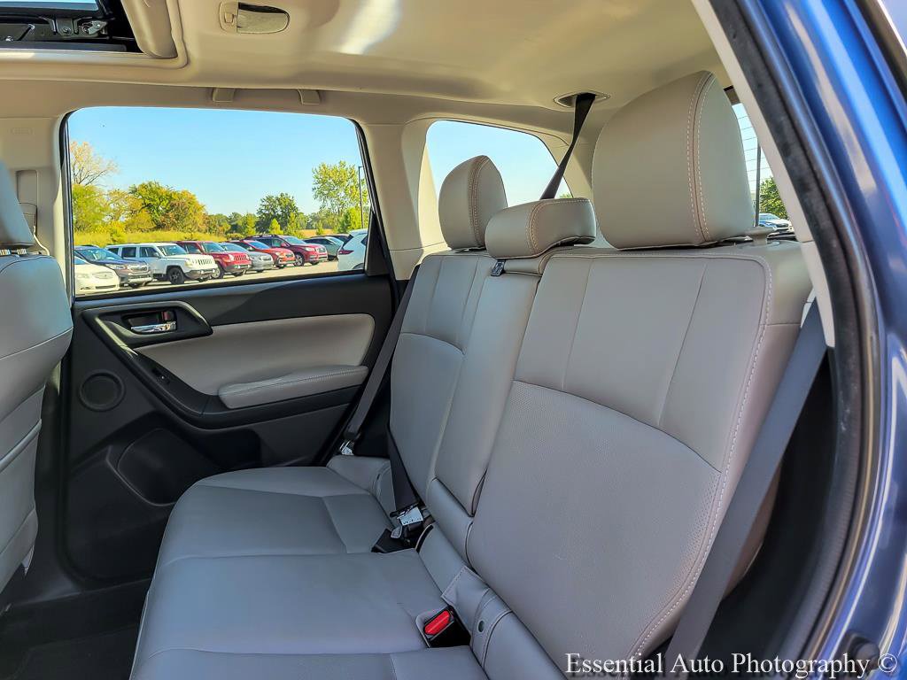 Used 2016 Subaru Forester 2.5i Touring AWD/4WD image 11