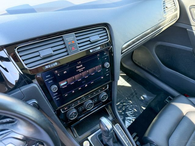 Used 2018 Volkswagen Golf SEL image 21