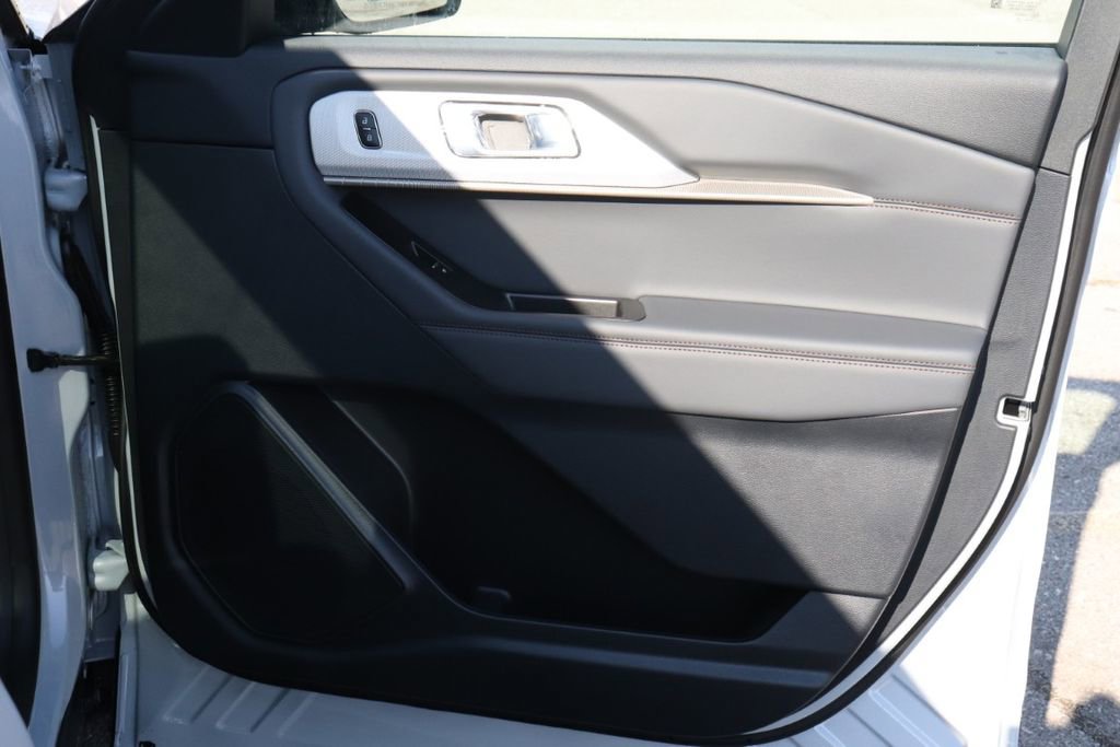 New 2026 Ford Explorer Active w/ Active Comfort Package image 45