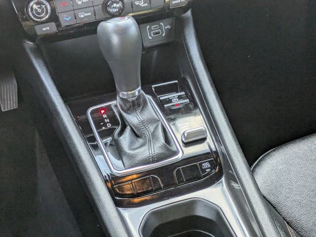 Used 2024 Jeep Compass Latitude image 13