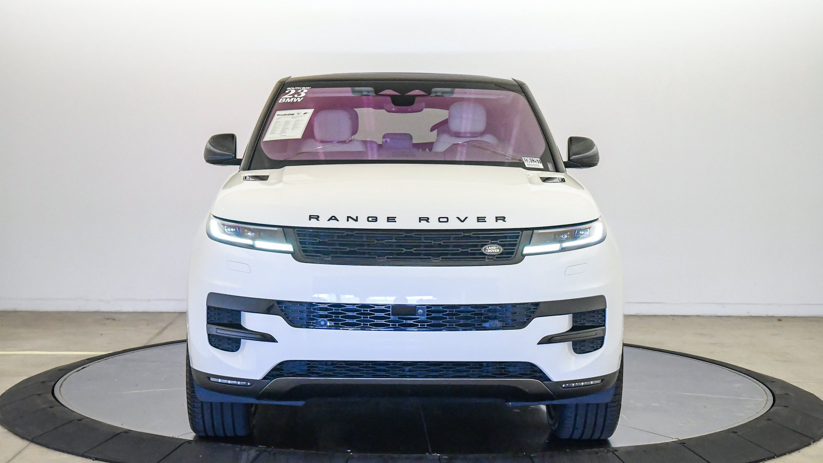 Used 2023 Land Rover Range Rover Sport SE AWD/4WD image 7