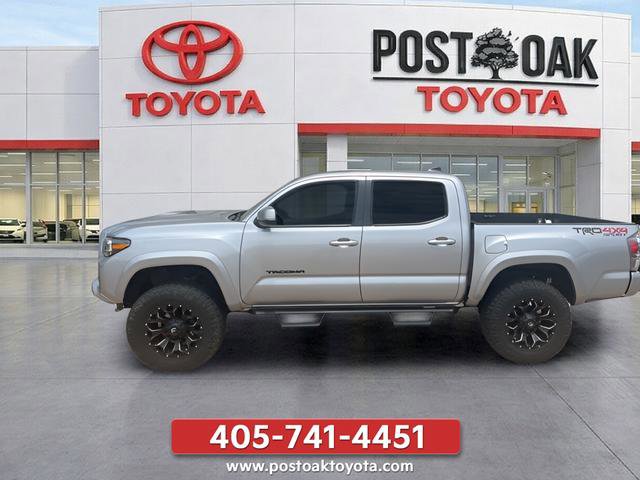 Used 2020 Toyota Tacoma TRD Sport w/ Technology Package AWD/4WD image 4