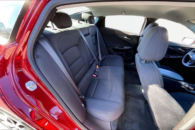 Used 2024 Chevrolet Malibu LT image 17