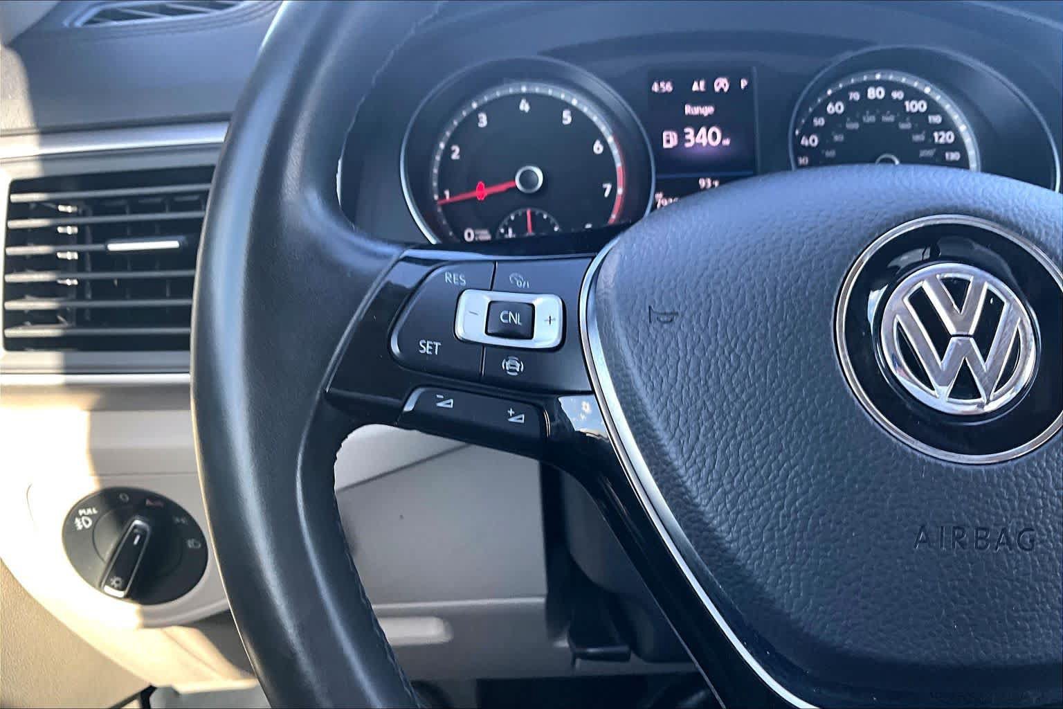 Used 2020 Volkswagen Atlas SE FWD image 20