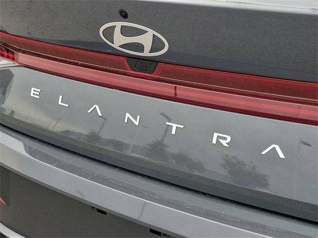 New 2026 Hyundai Elantra Blue image 22