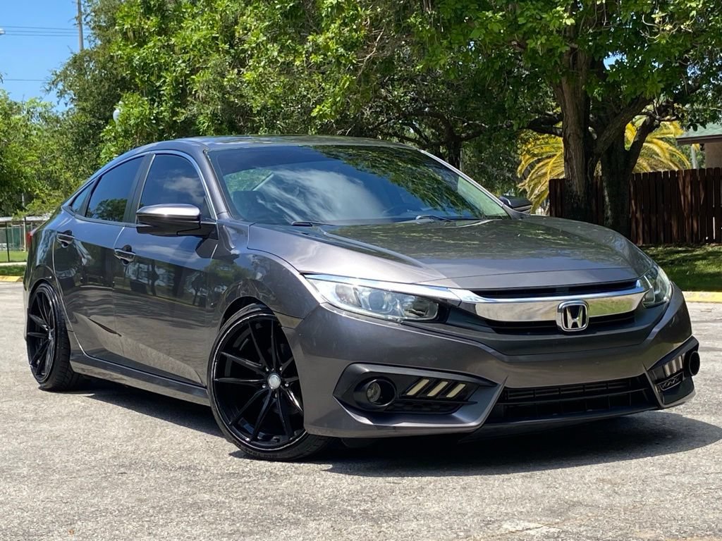 Used 2018 Honda Civic EX-T image 3