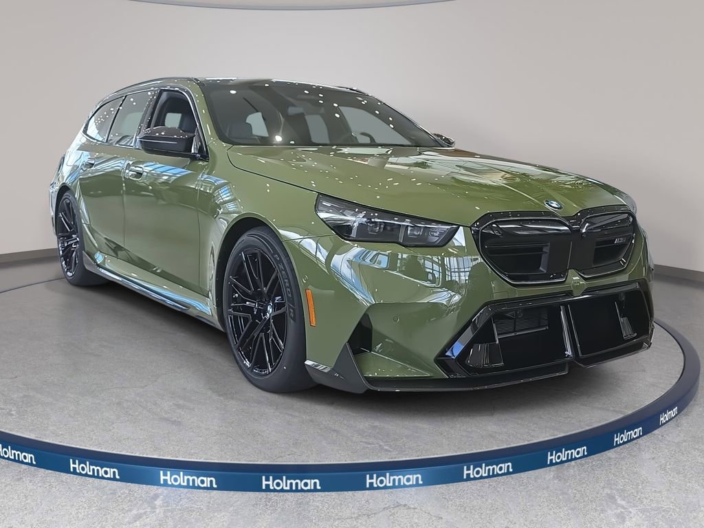 New 2026 BMW M5 Touring image 3