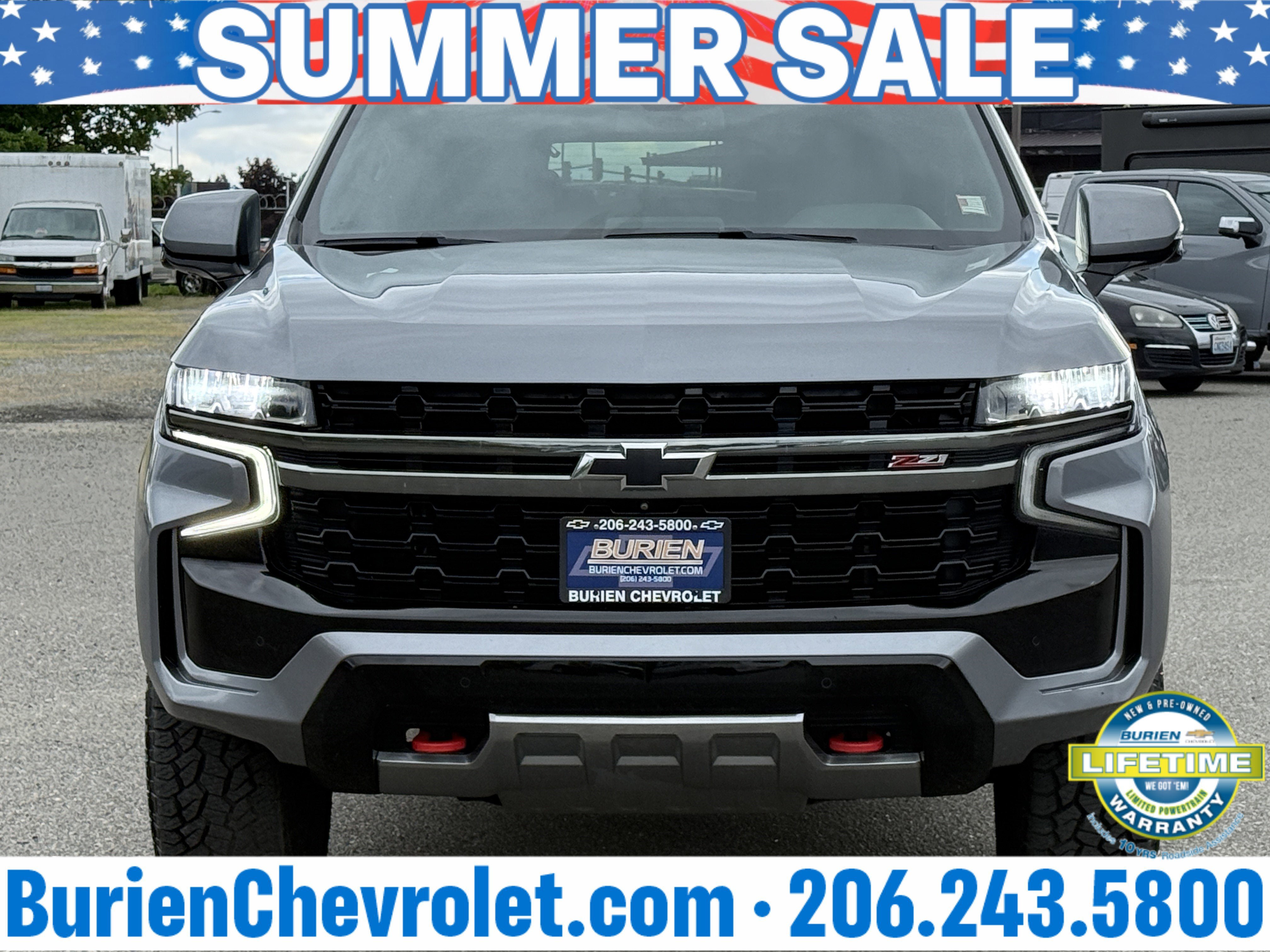 Used 2022 Chevrolet Suburban Z71 w/ Luxury Package AWD/4WD image 8