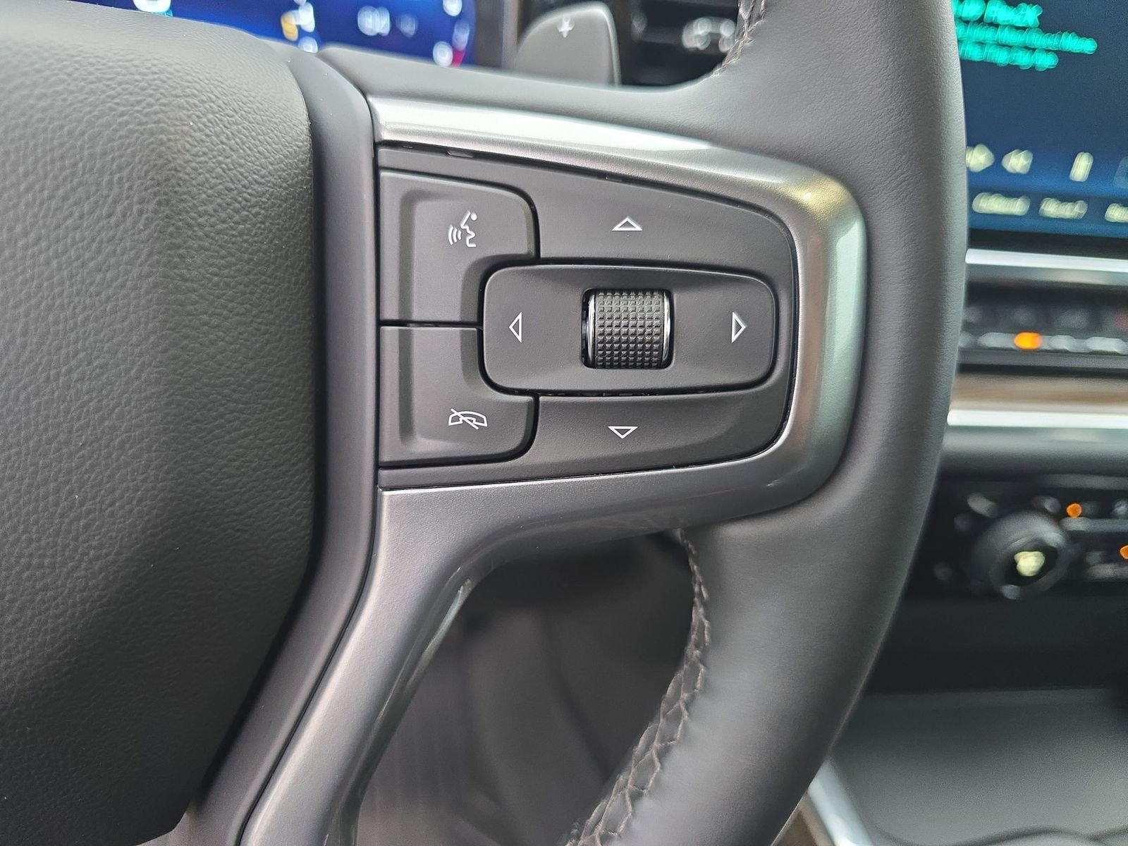 Used 2024 Chevrolet Silverado 1500 LT Trail Boss w/ Convenience Package II image 23