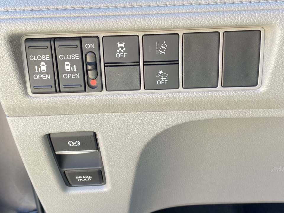 Used 2020 Honda Odyssey EX image 17