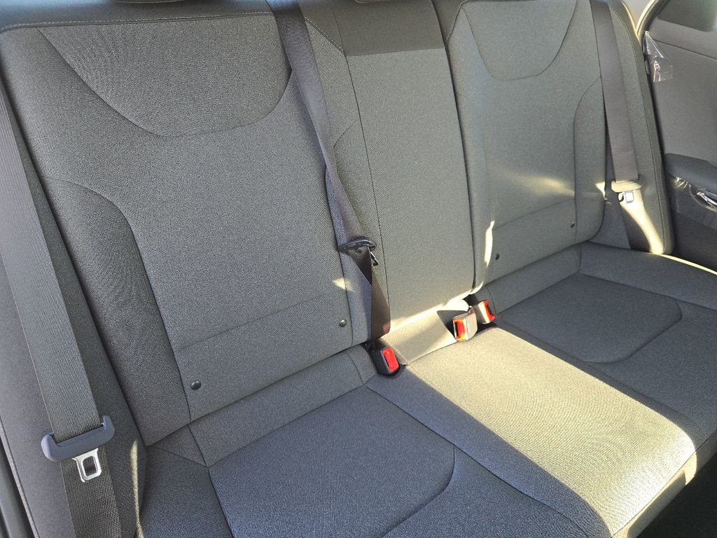 New 2025 Kia K4 LXS image 17