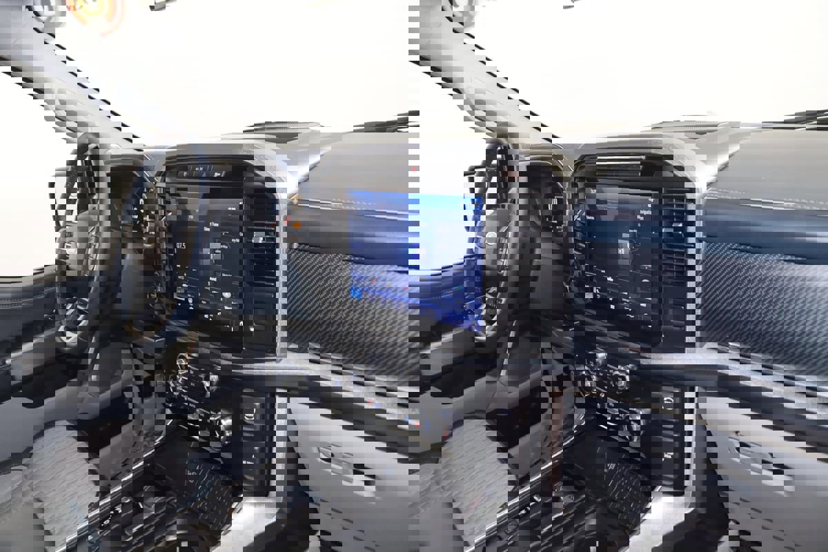 Used 2023 Ford F150 Limited image 57