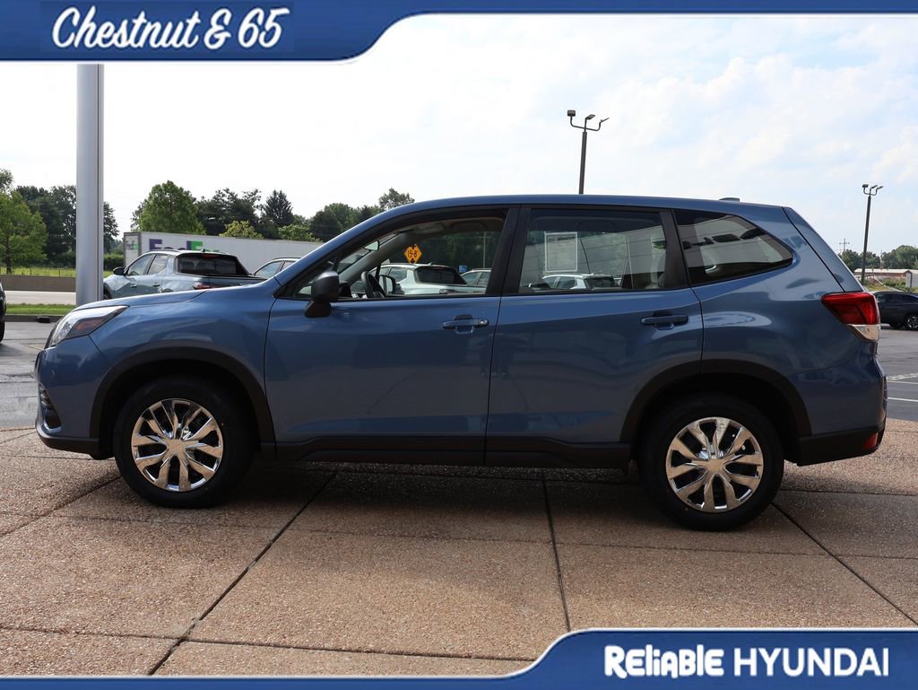 Used 2022 Subaru Forester AWD/4WD image 3