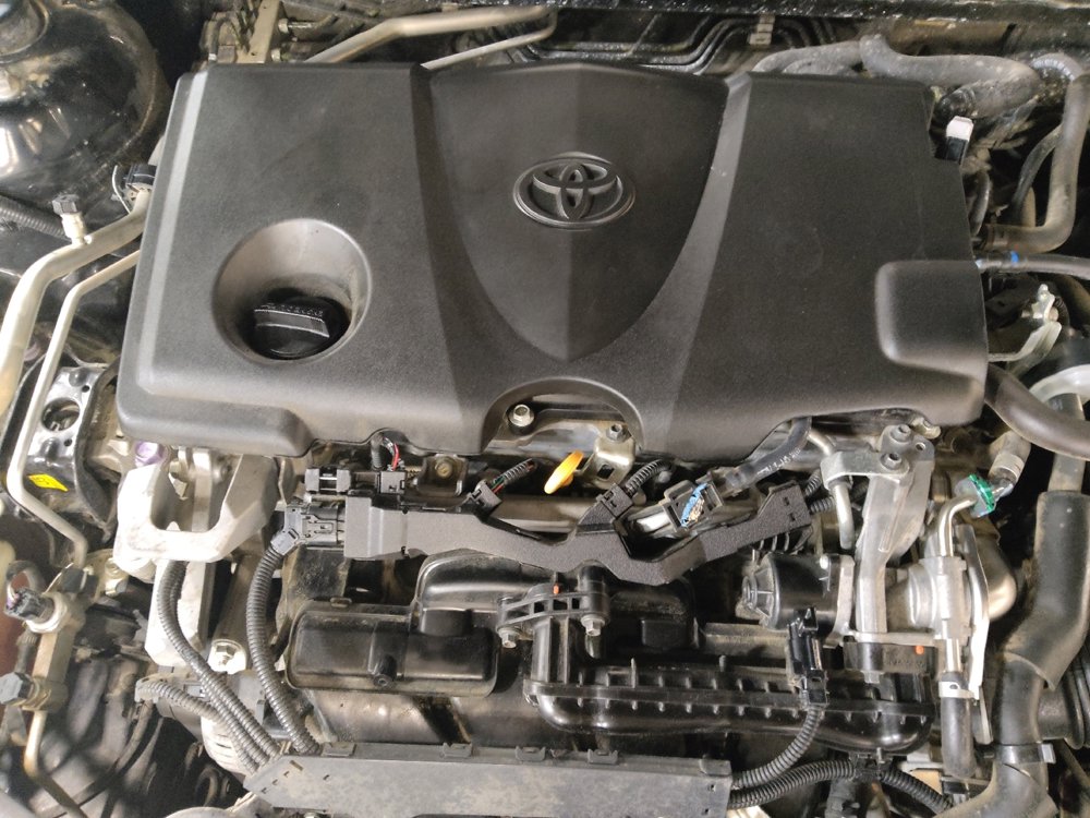 Used 2018 Toyota Camry SE w/ Moonroof Package image 30