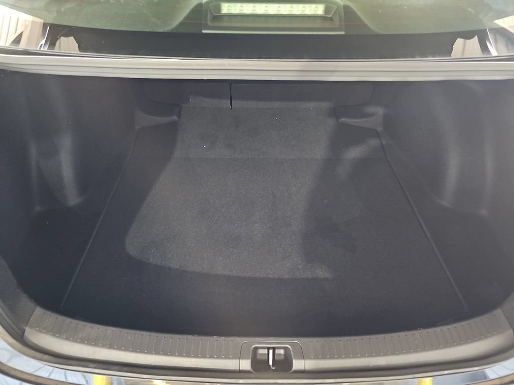 Used 2025 Toyota Corolla LE FWD image 12