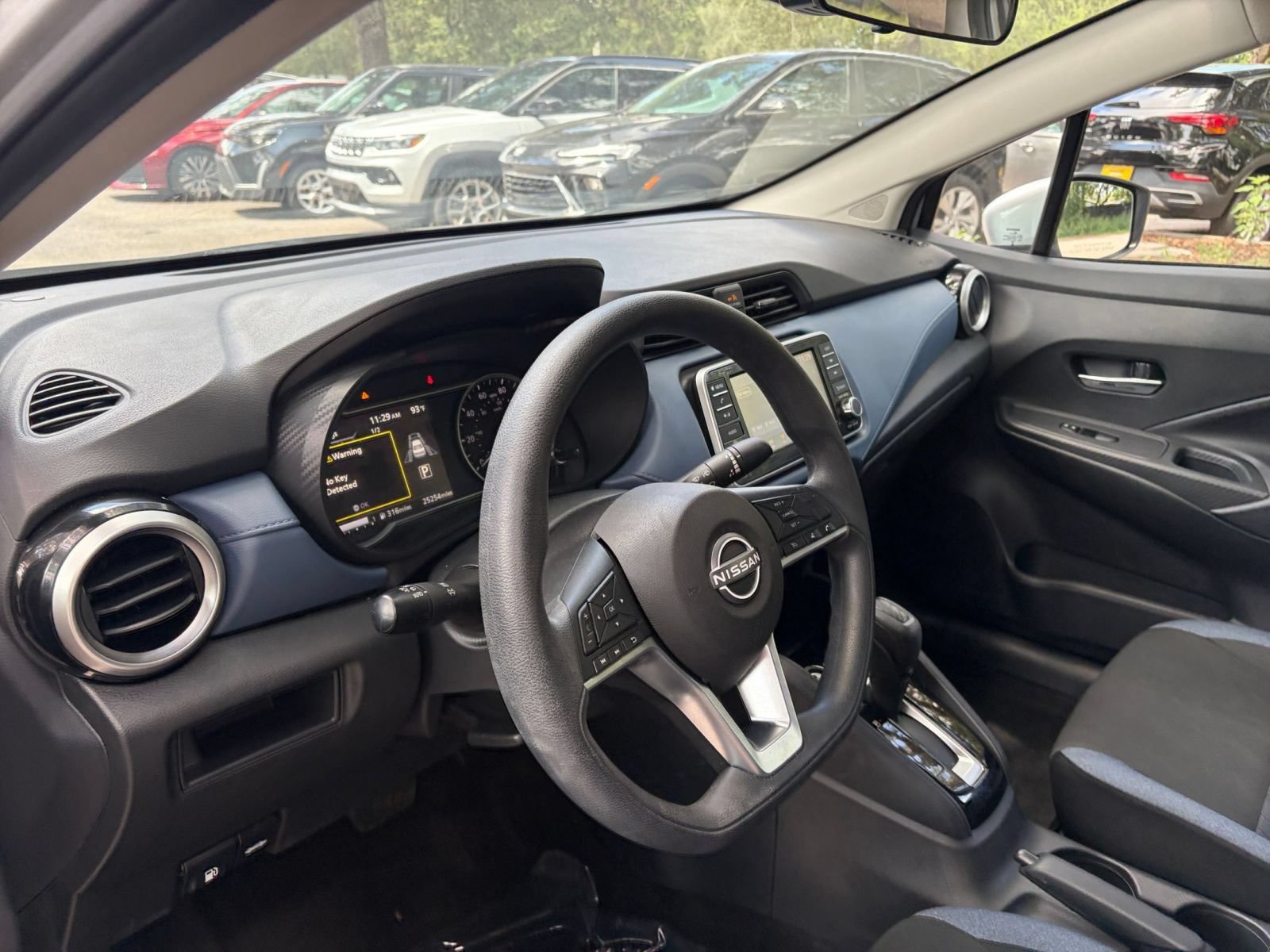 Used 2025 Nissan Versa SV FWD image 32