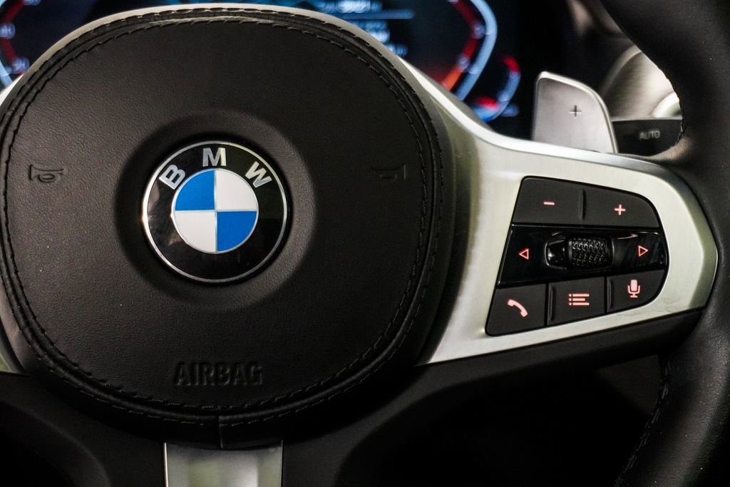 Used 2023 BMW X4 xDrive30i w/ M Sport Package image 17
