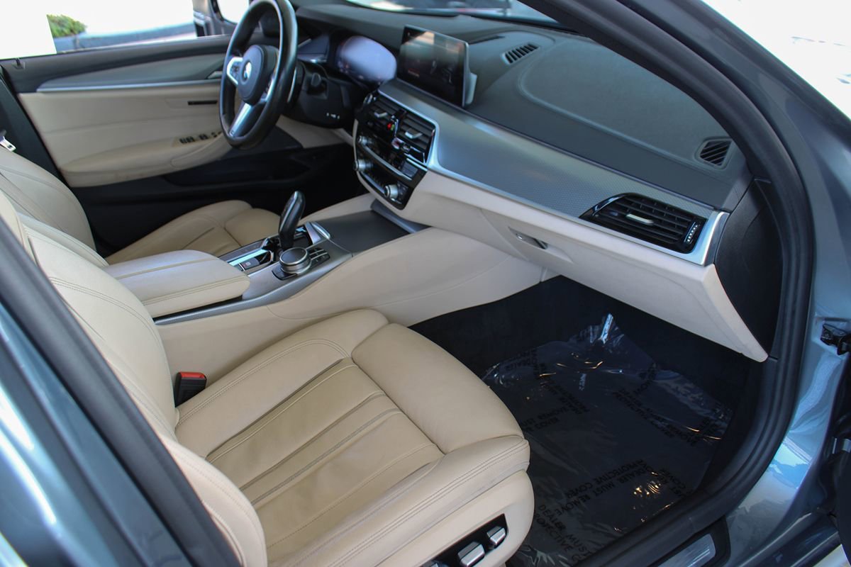 Used 2020 BMW M550i xDrive w/ Executive Package AWD/4WD image 20