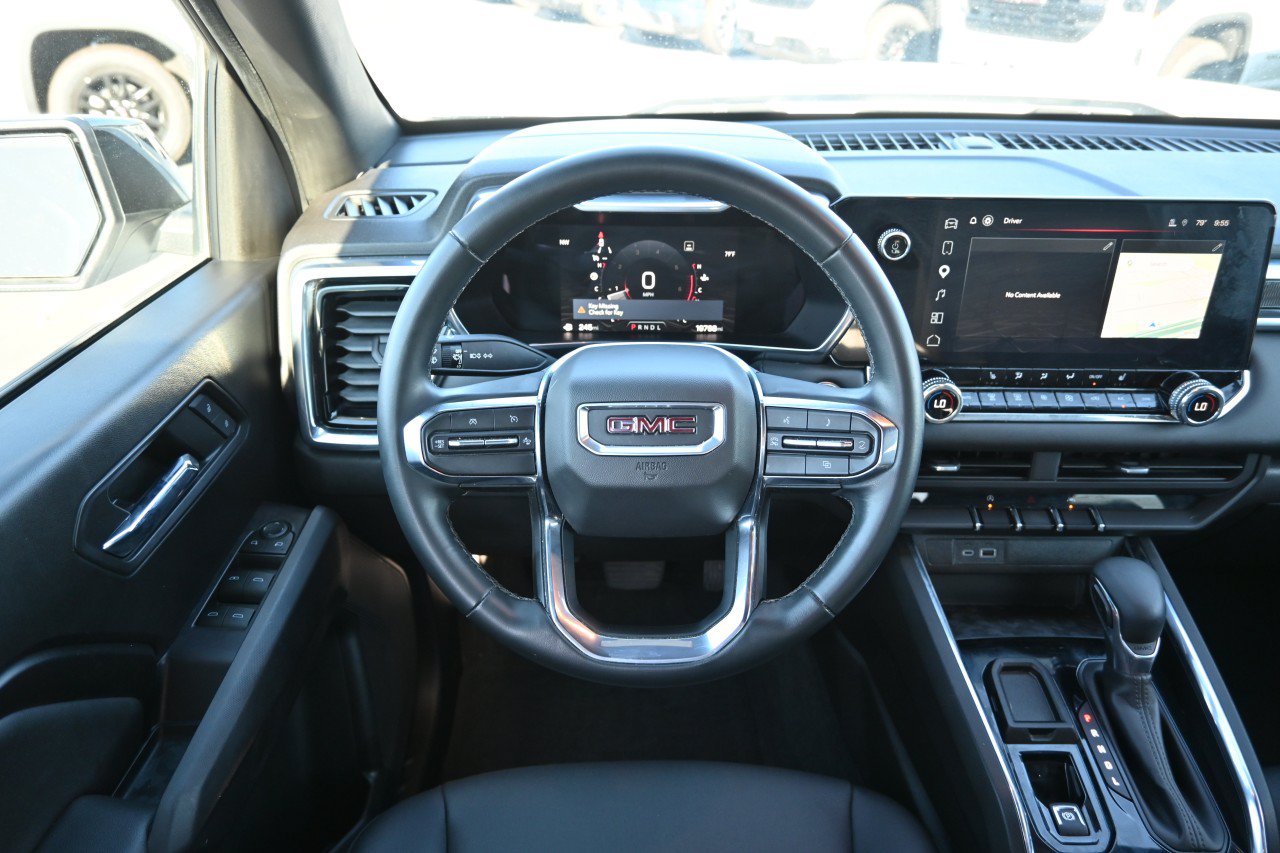 Used 2023 GMC Canyon Elevation w/ Elevation Premium Package RWD image 9