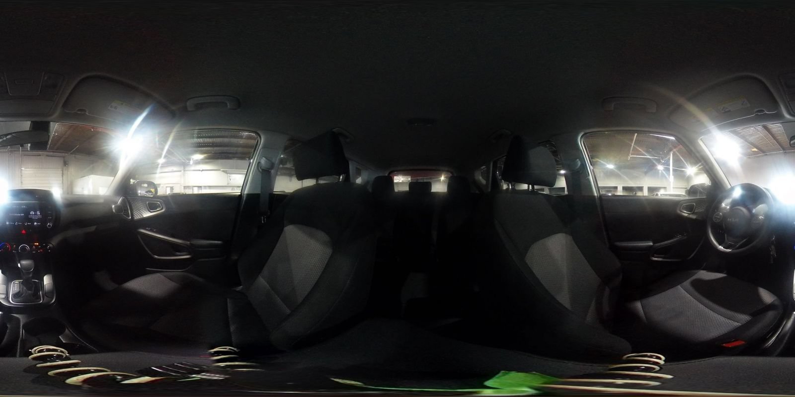Used 2025 Kia Soul LX w/ LX Technology Package FWD image 37