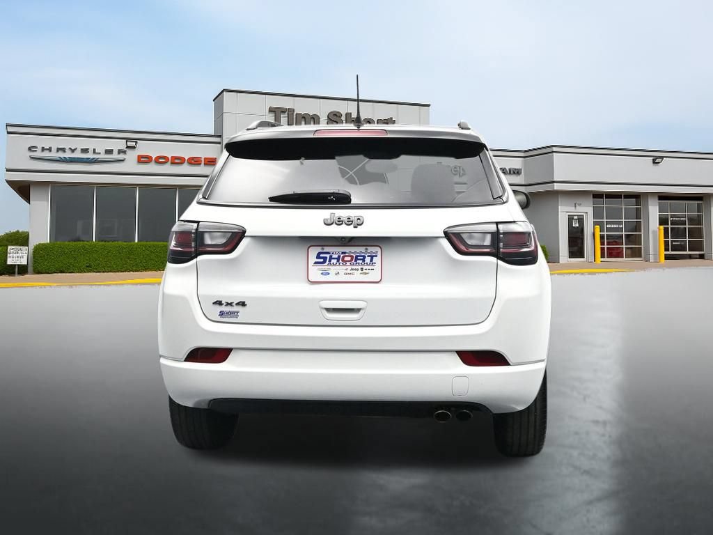 Used 2022 Jeep Compass High Altitude AWD/4WD image 4