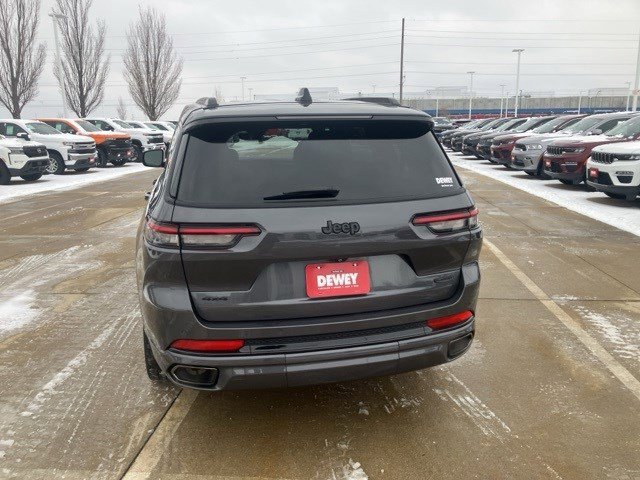 Used 2024 Jeep Grand Cherokee L Summit w/ High Altitude Package image 7