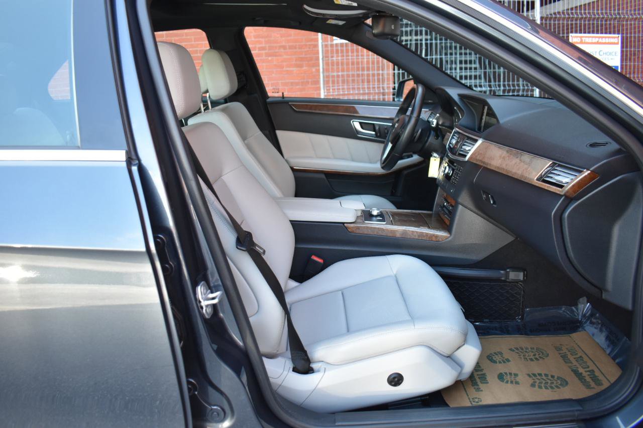 Used 2013 Mercedes-Benz E 350 Sedan image 19