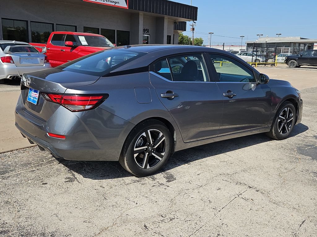 Used 2024 Nissan Sentra SV FWD image 11