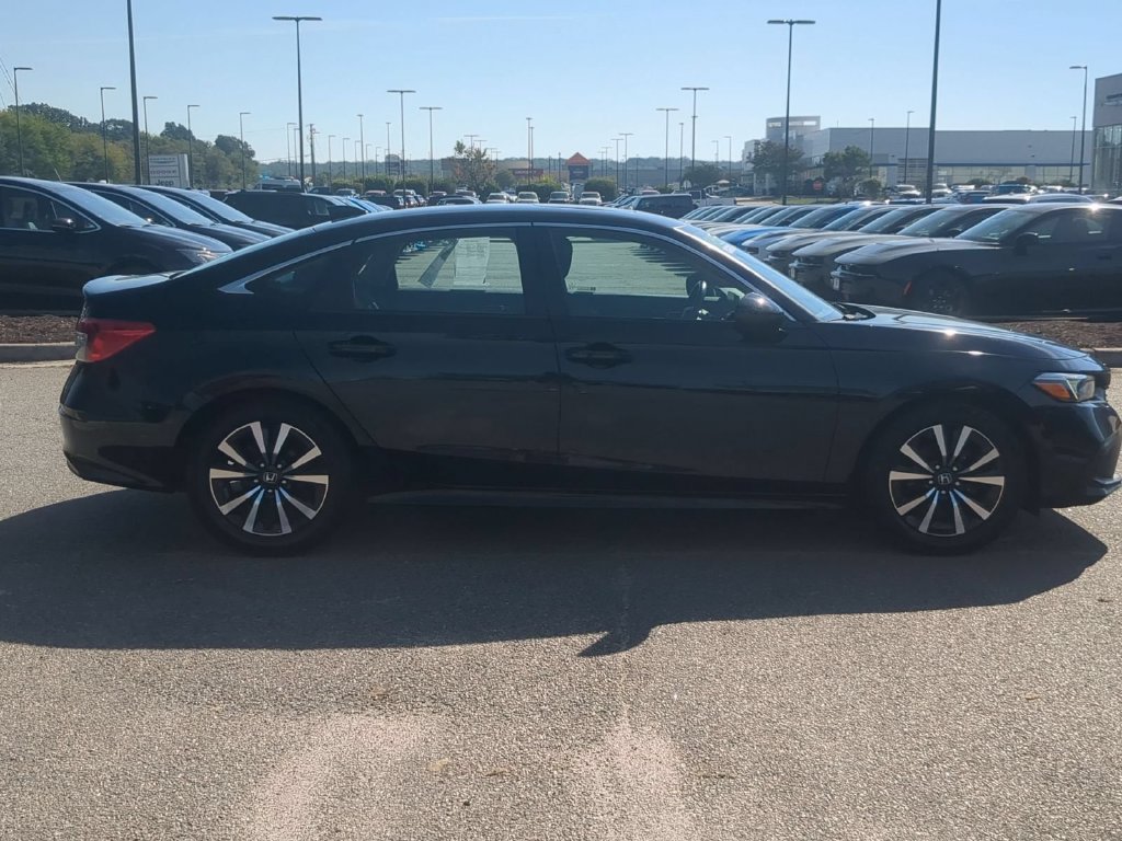 Used 2023 Honda Civic EX image 6
