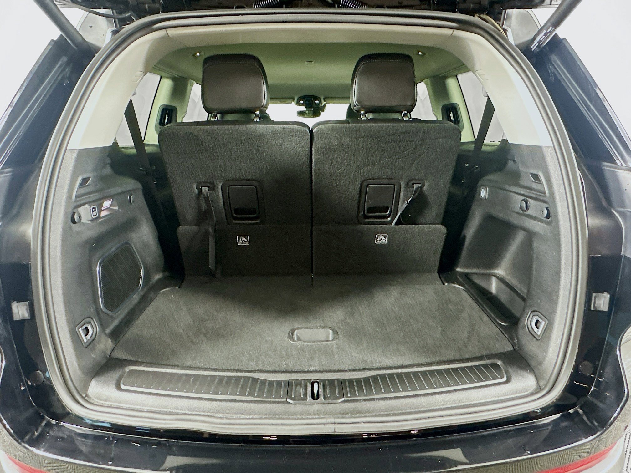 Used 2022 Jeep Grand Cherokee L Limited w/ Trailer Tow Group (B) AWD/4WD image 30