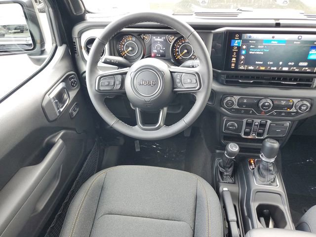 New 2025 Jeep Gladiator Sport image 17