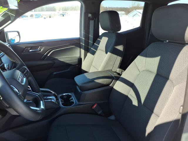 Used 2025 GMC Canyon Elevation image 13